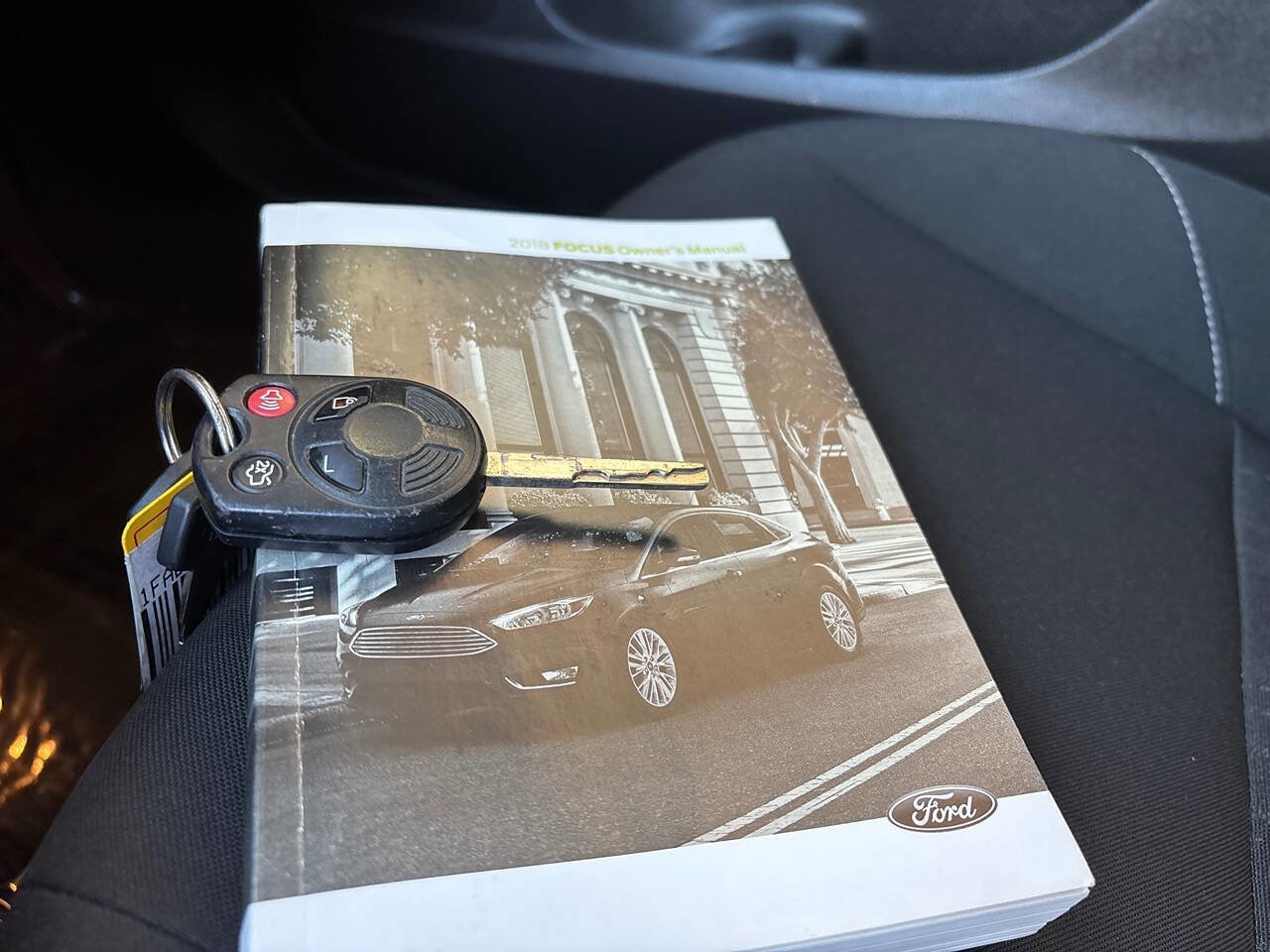 Used 2018 Ford Focus SE w/ Cold Weather Package image 35
