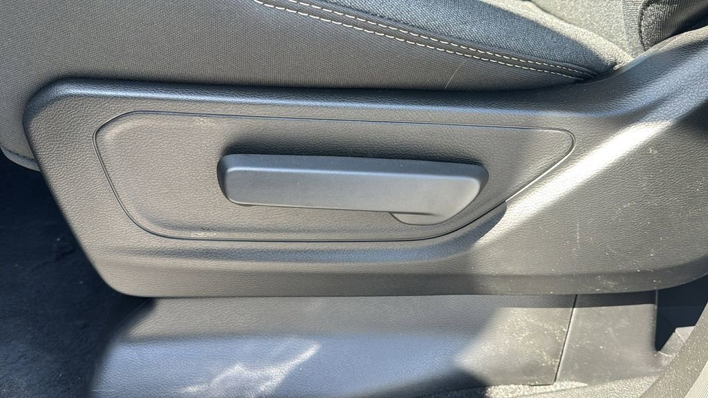 Used 2025 RAM 1500 Tradesman image 21