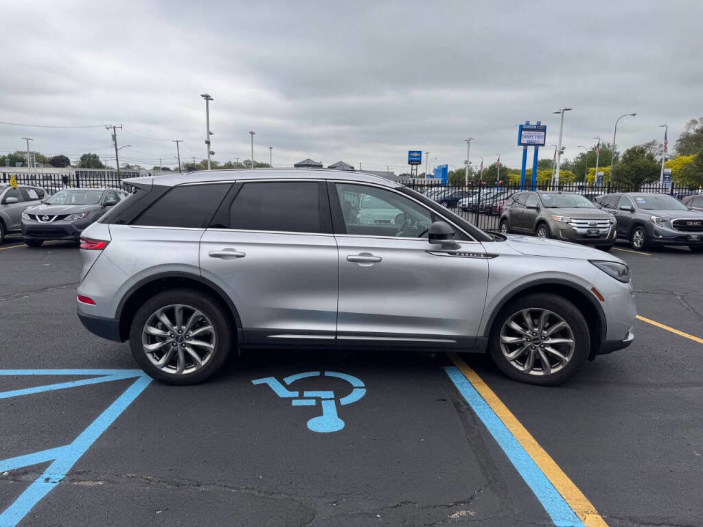 Used 2020 Lincoln Corsair AWD w/ Premium Package image 34