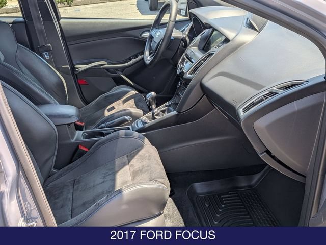 Used 2017 Ford Focus RS AWD/4WD image 26