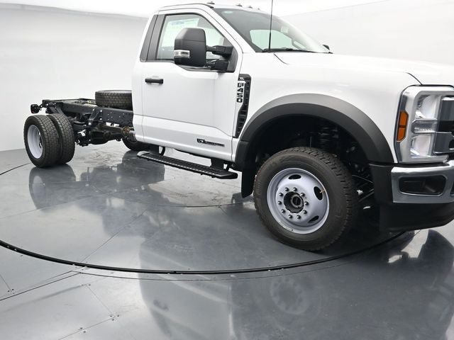New 2026 Ford F450 4x4 Regular Cab Super Duty image 3