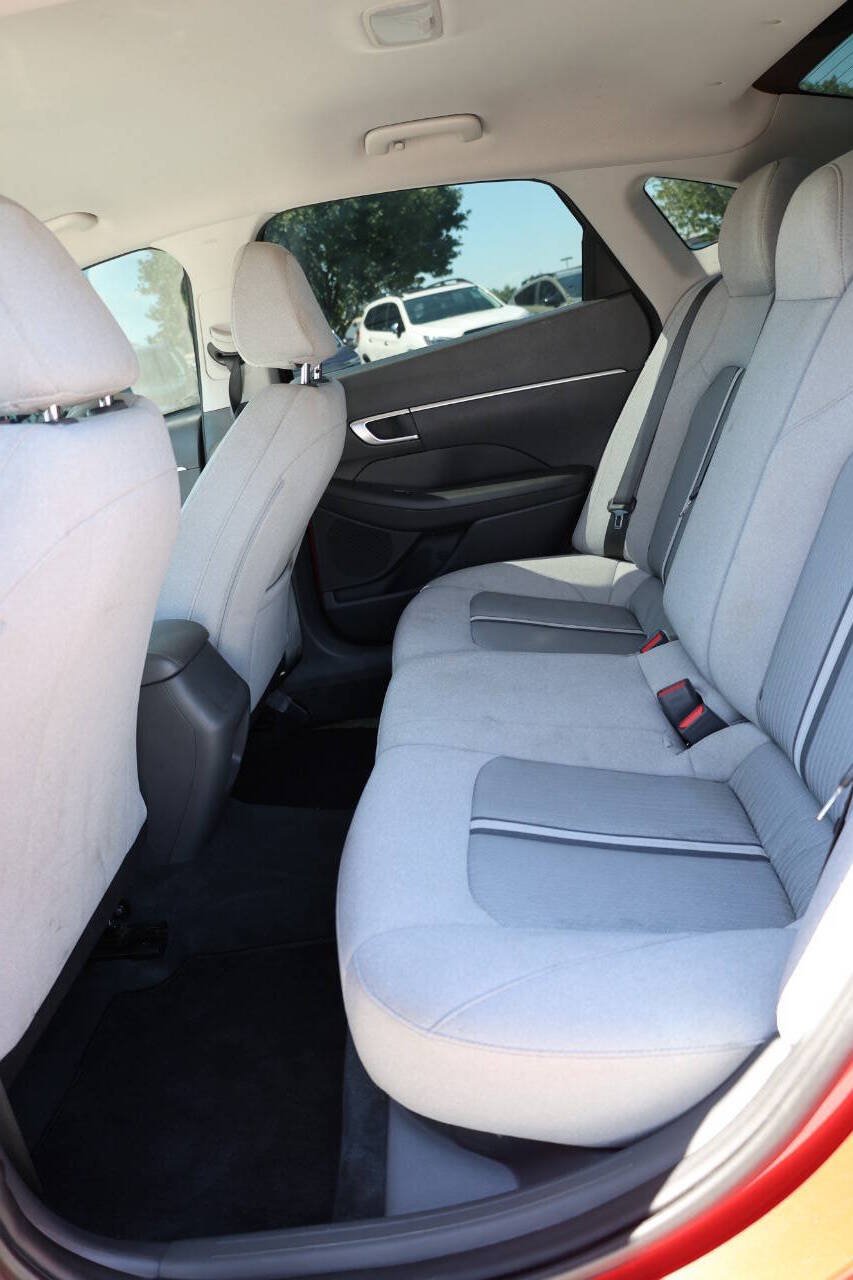Used 2022 Hyundai Sonata SE FWD image 17