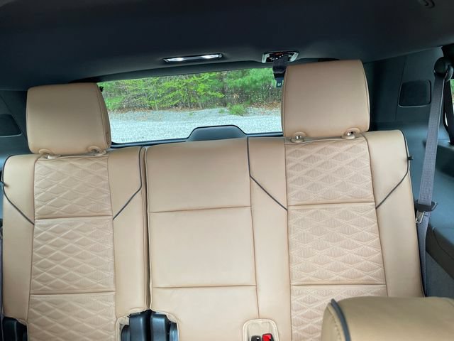 Used 2024 Cadillac Escalade Sport w/ LPO, ONYX Package AWD/4WD image 20