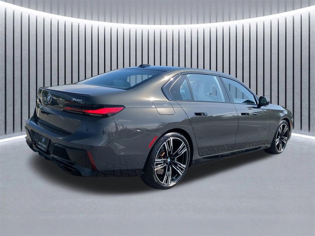 Certified 2023 BMW 760i xDrive w/ Executive Package image 5