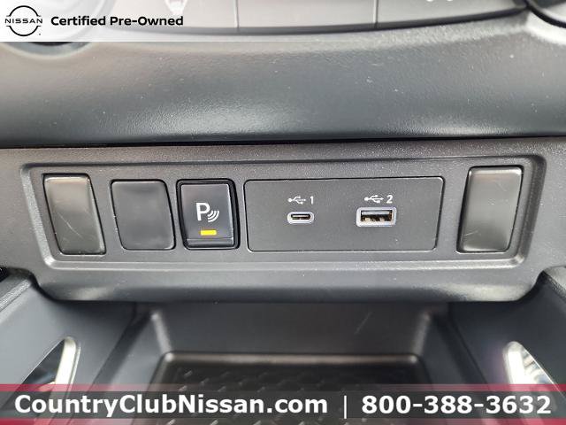 Certified 2022 Nissan Frontier SV w/ Technology Package AWD/4WD image 14
