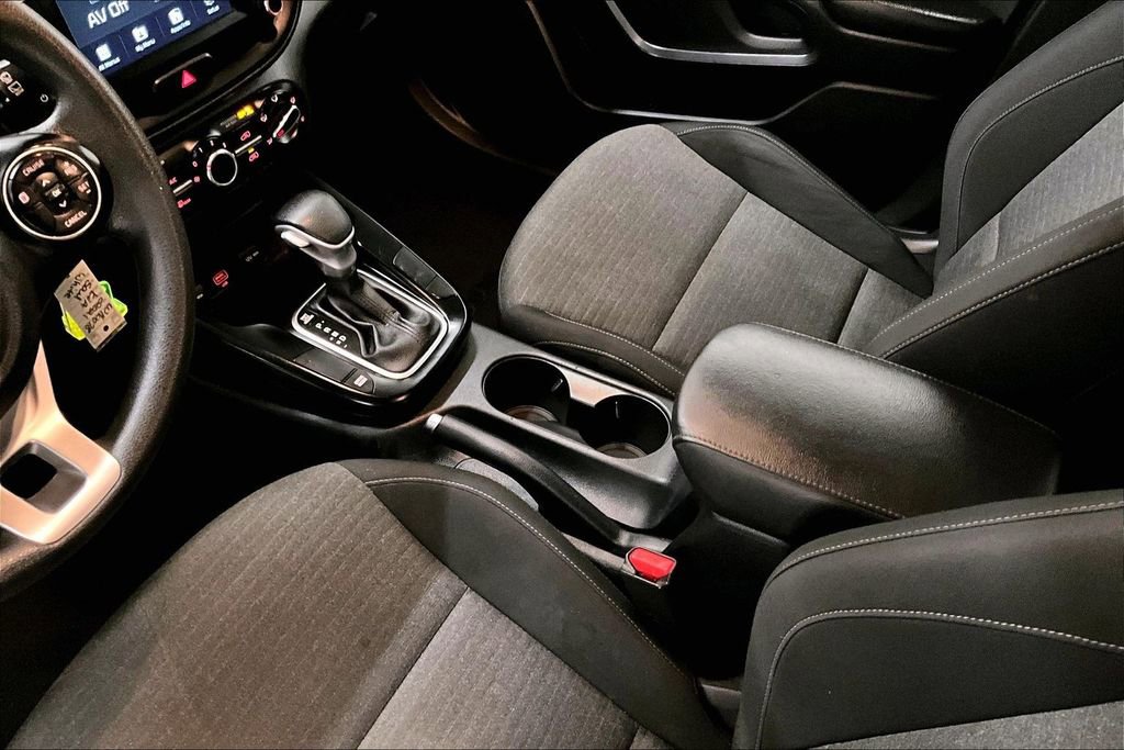 Used 2021 Kia Soul S FWD image 18