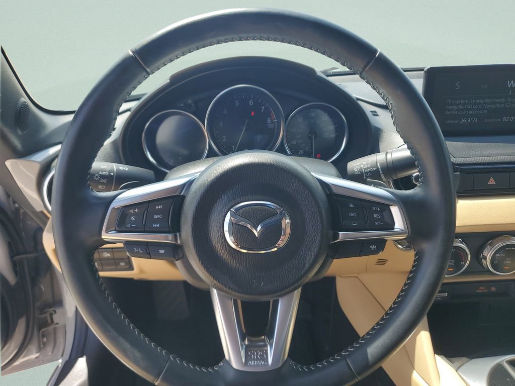 Used 2024 MAZDA MX-5 Miata RF Grand Touring w/ Weather Package RWD image 11