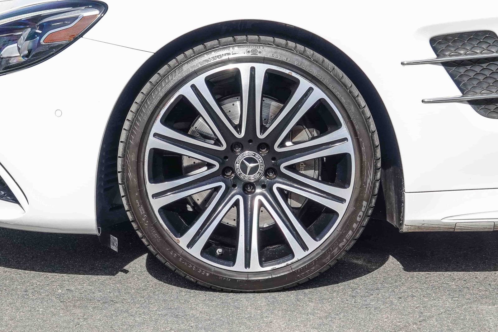 Used 2018 Mercedes-Benz SL 450 image 12