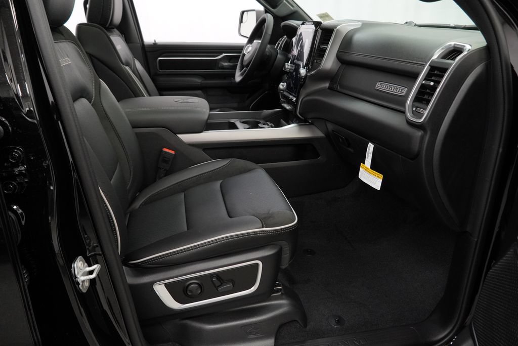 New 2027 RAM 1500 Laramie w/ Laramie Preferred Package AWD/4WD image 34