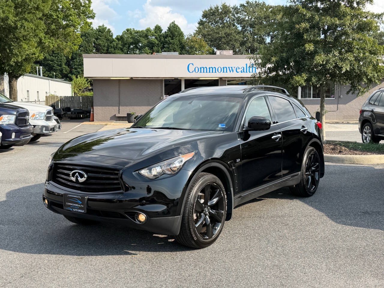 Used 2015 INFINITI QX70 AWD w/ Premium Package
