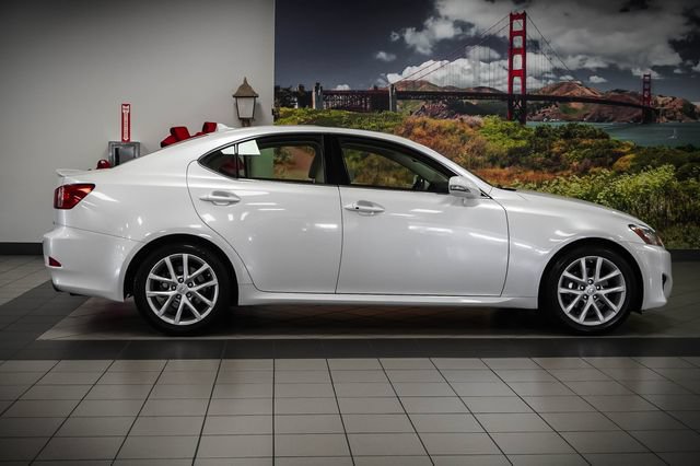 Used 2012 Lexus IS 250 w/ Premium Pkg Value Edition RWD image 5
