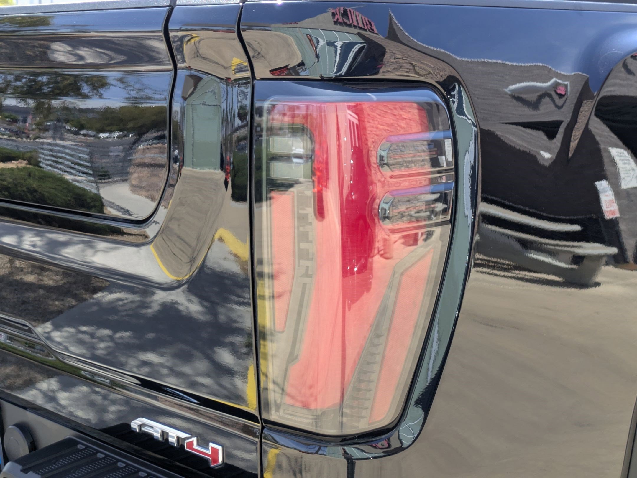 Certified 2024 GMC Sierra 2500 AT4 w/ Max Trailering Package AWD/4WD image 11