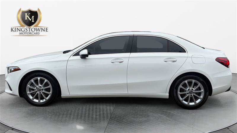 Used 2022 Mercedes-Benz A 220 image 2