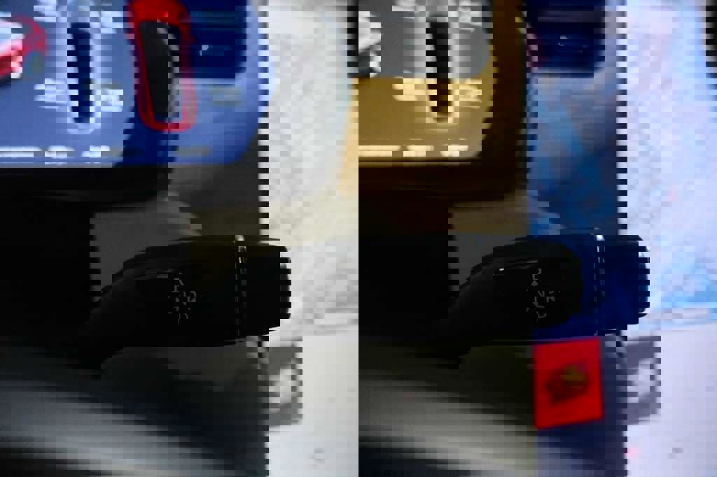 Used 2018 Tesla Model X 100D image 37