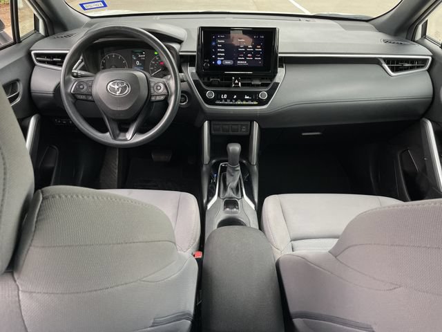 Used 2023 Toyota Corolla Cross AWD Hybrid image 10