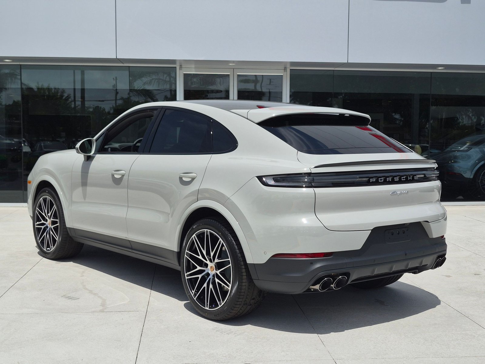 New 2026 Porsche Cayenne Coupe AWD/4WD image 3