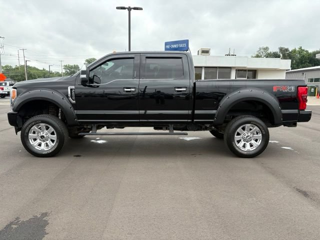 Used 2017 Ford F250 Platinum w/ Platinum Ultimate Package AWD/4WD image 2