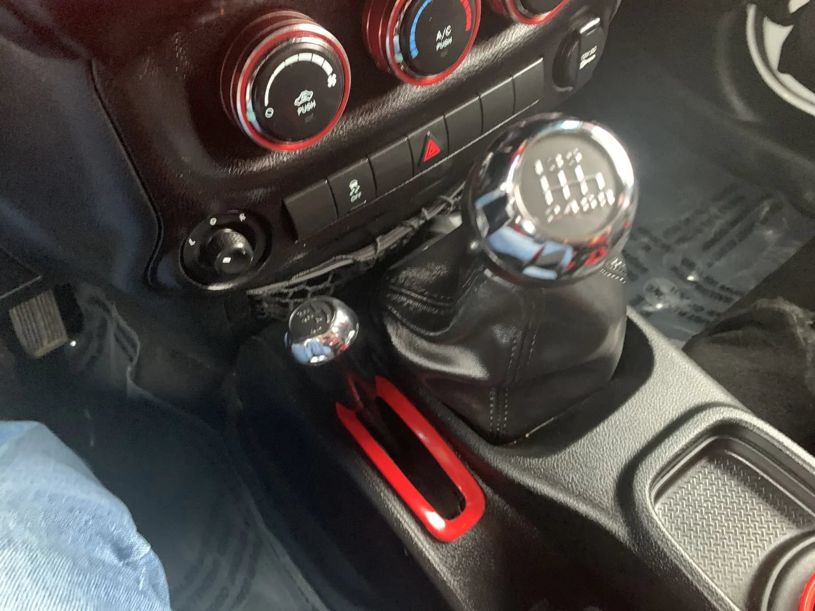 Used 2017 Jeep Wrangler Sport w/ Quick Order Package 23S AWD/4WD image 20
