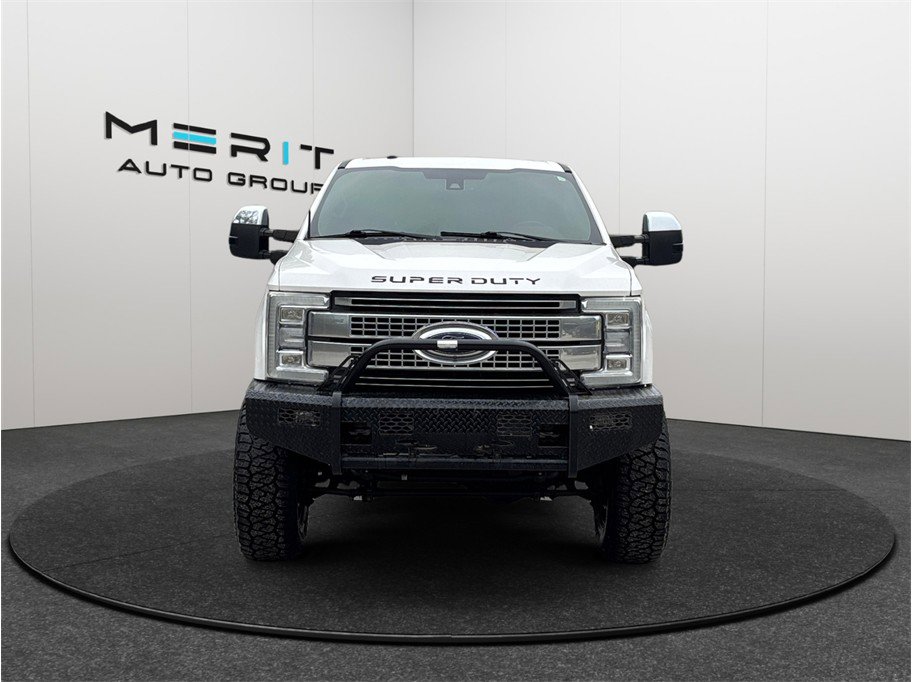 Used 2018 Ford F250 Platinum w/ Platinum Ultimate Package image 3
