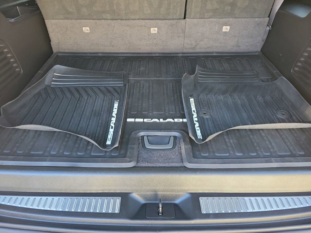 Used 2017 Cadillac Escalade ESV Platinum image 14
