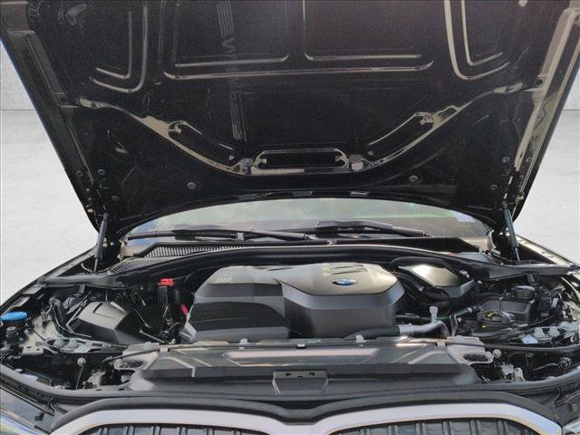 Used 2025 BMW 330i xDrive Sedan w/ Convenience Package image 24