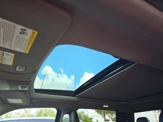 Used 2016 Ford F150 Lariat w/ Equipment Group 502A Luxury image 9