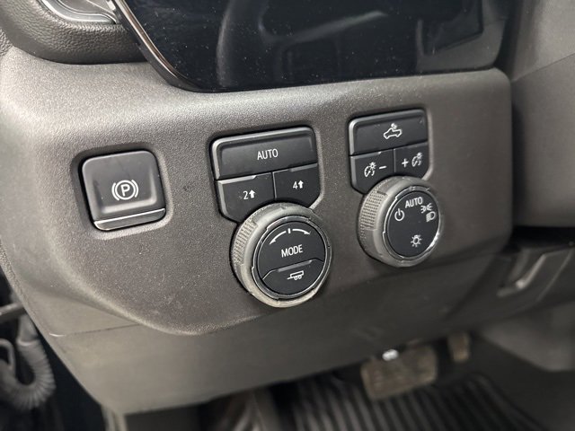 Used 2025 Chevrolet Silverado 1500 LT image 11