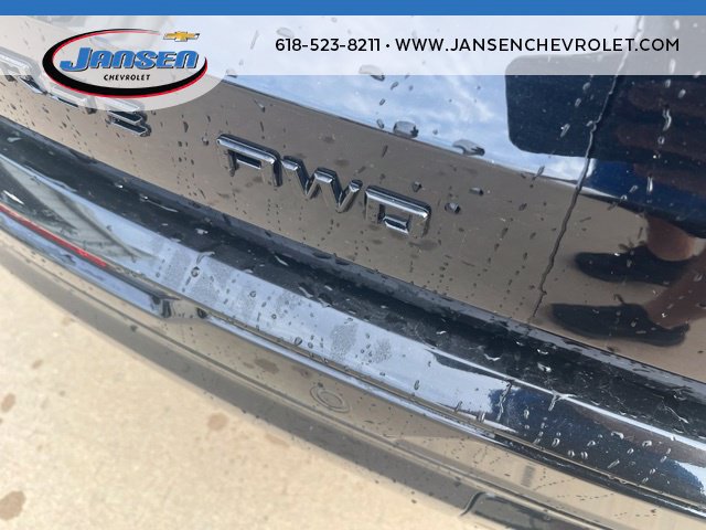 Used 2024 Chevrolet Traverse RS w/ LPO, Floor Liner Package AWD/4WD image 8