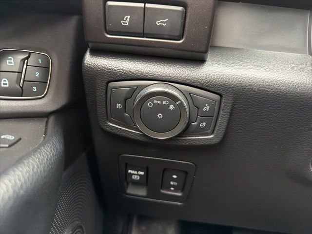 Used 2021 Ford Expedition Max Limited image 41