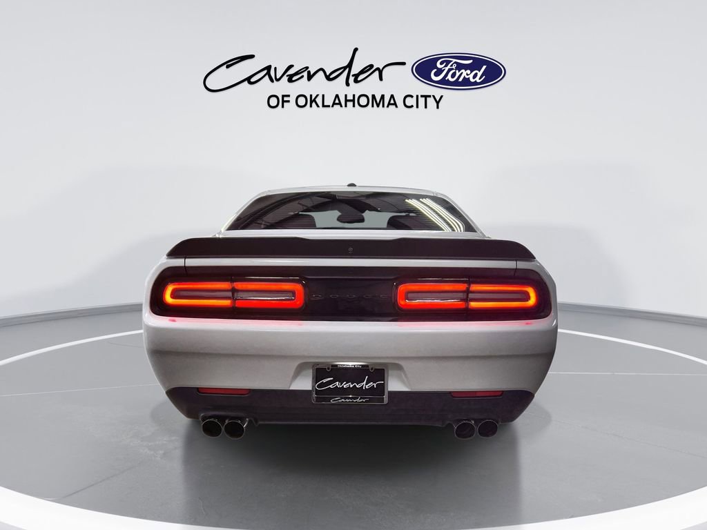 Used 2020 Dodge Challenger SXT w/ Blacktop Package image 7