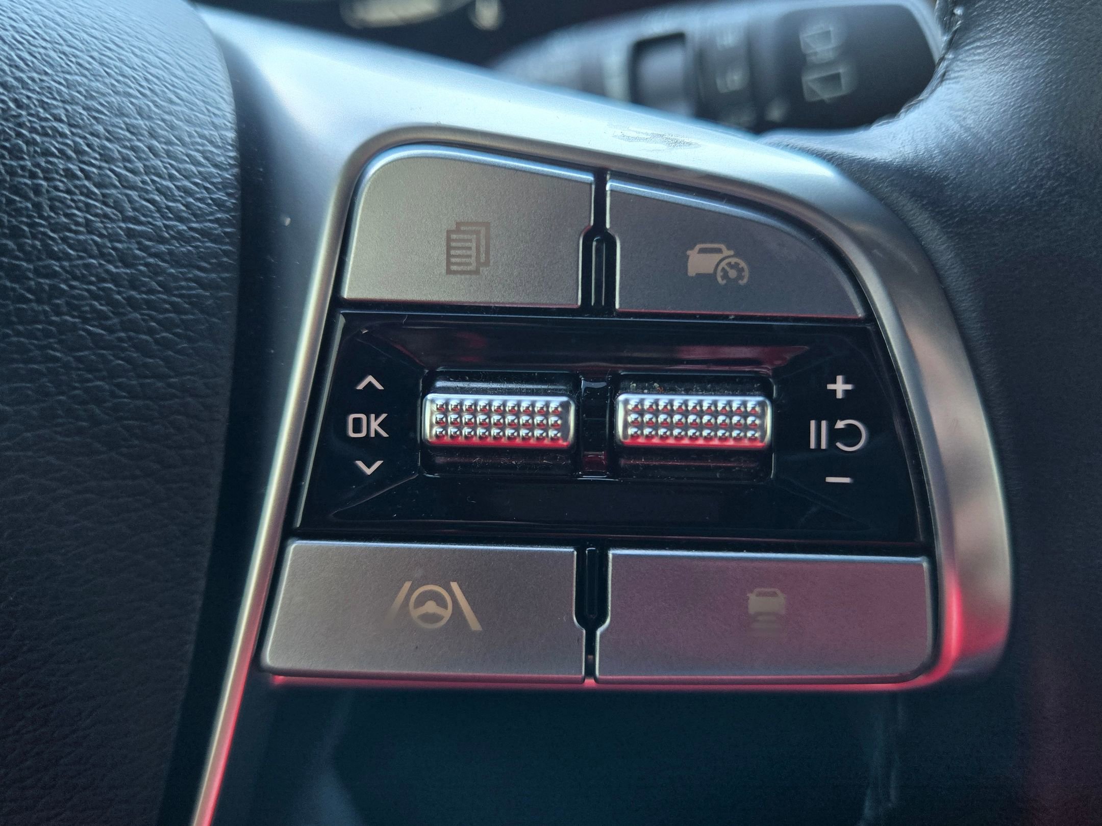 Certified 2025 Kia Telluride EX X-Line image 26