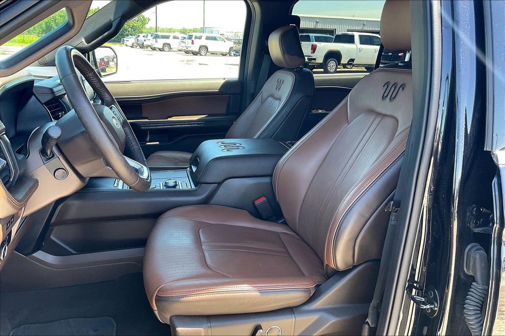 Used 2023 Ford Expedition Max King Ranch AWD/4WD image 18
