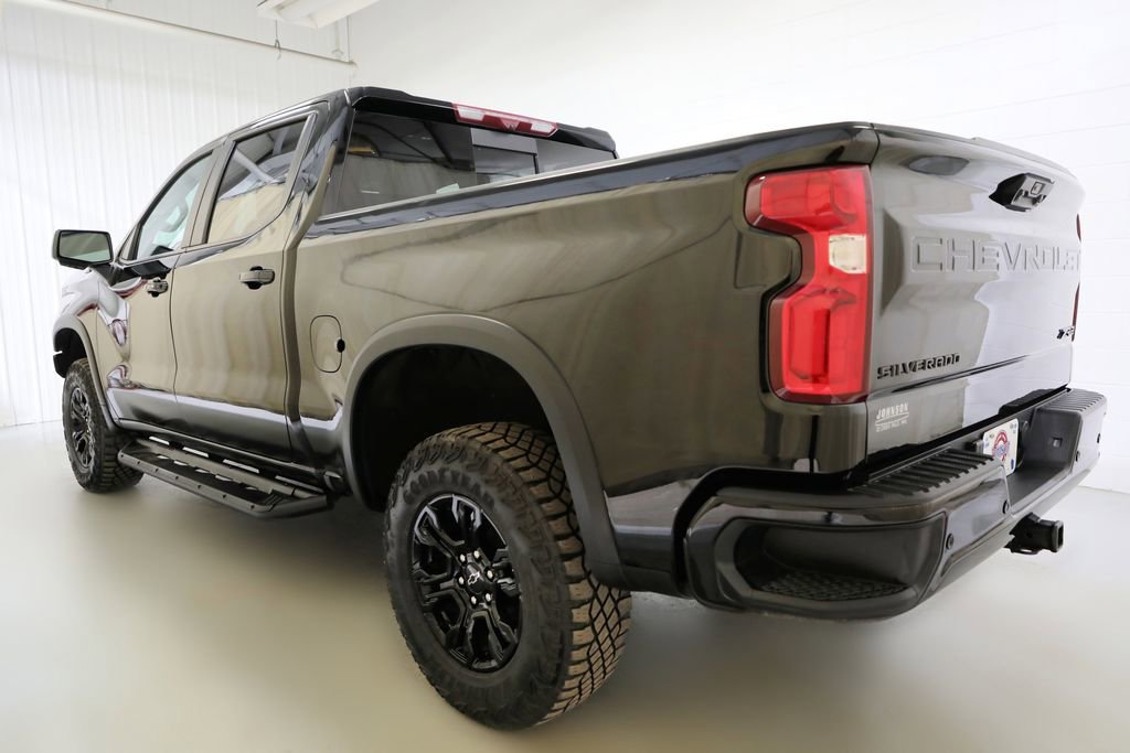 Used 2024 Chevrolet Silverado 1500 ZR2 w/ Technology Package AWD/4WD image 21