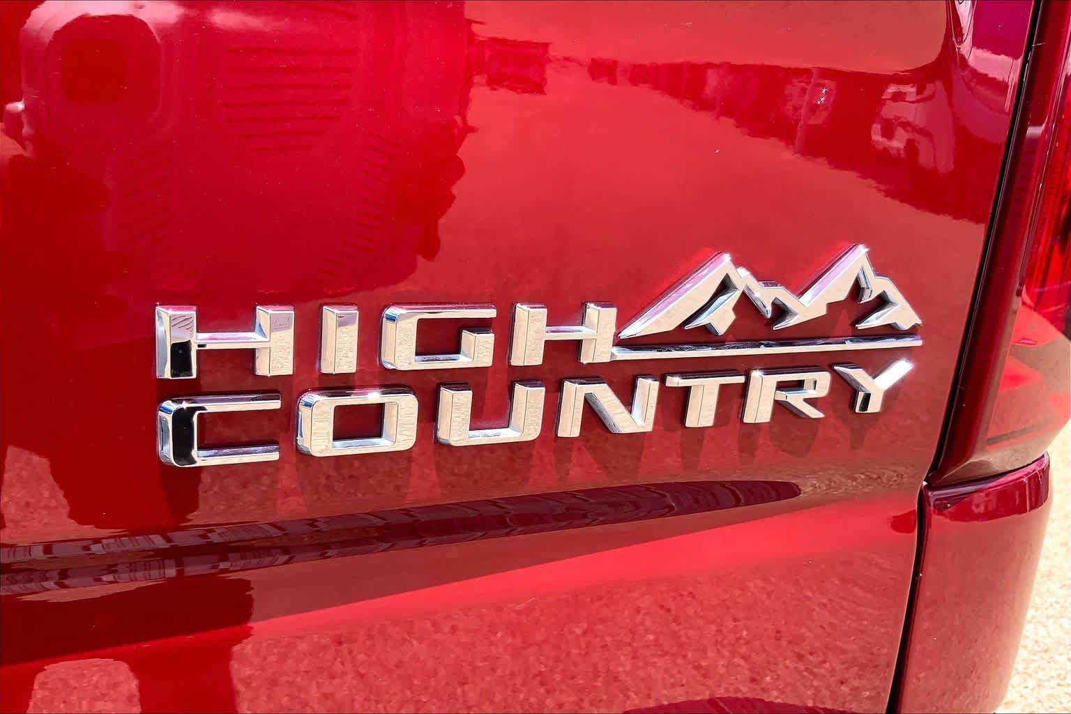 Used 2020 Chevrolet Silverado 1500 High Country w/ Z71 Off-Road Package AWD/4WD image 10