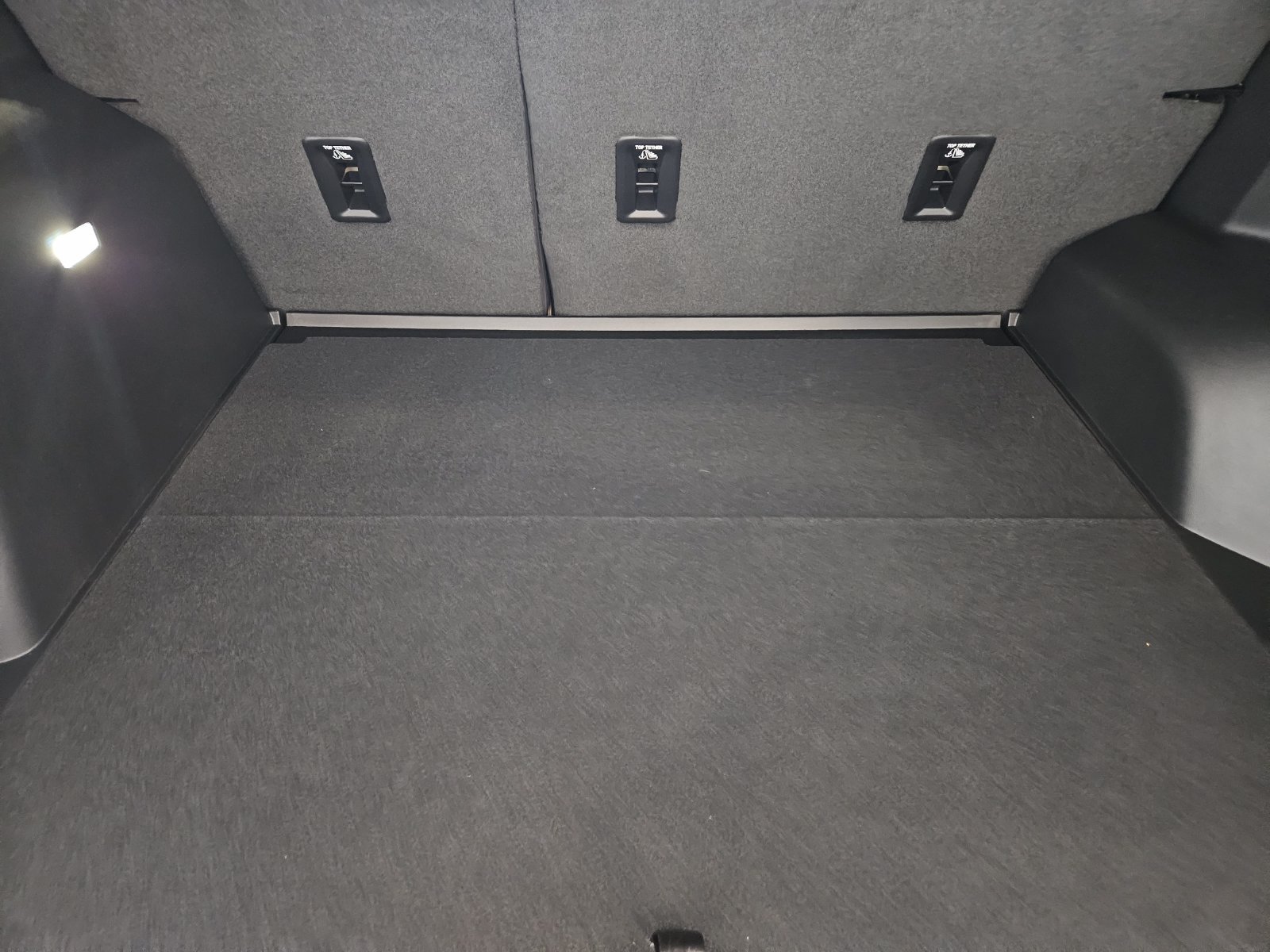 New 2027 Chevrolet Equinox LT w/ Safety and Technology Package FWD image 28