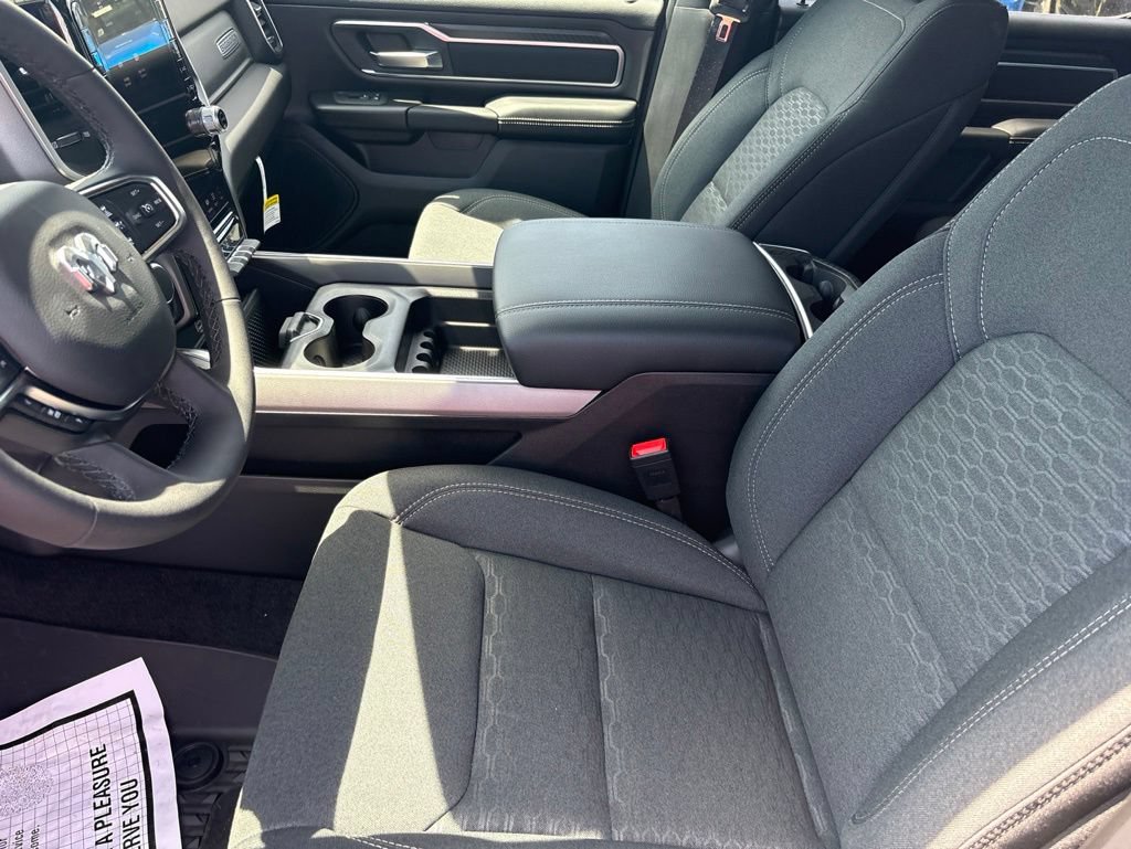 New 2026 RAM 1500 Big Horn AWD/4WD image 18