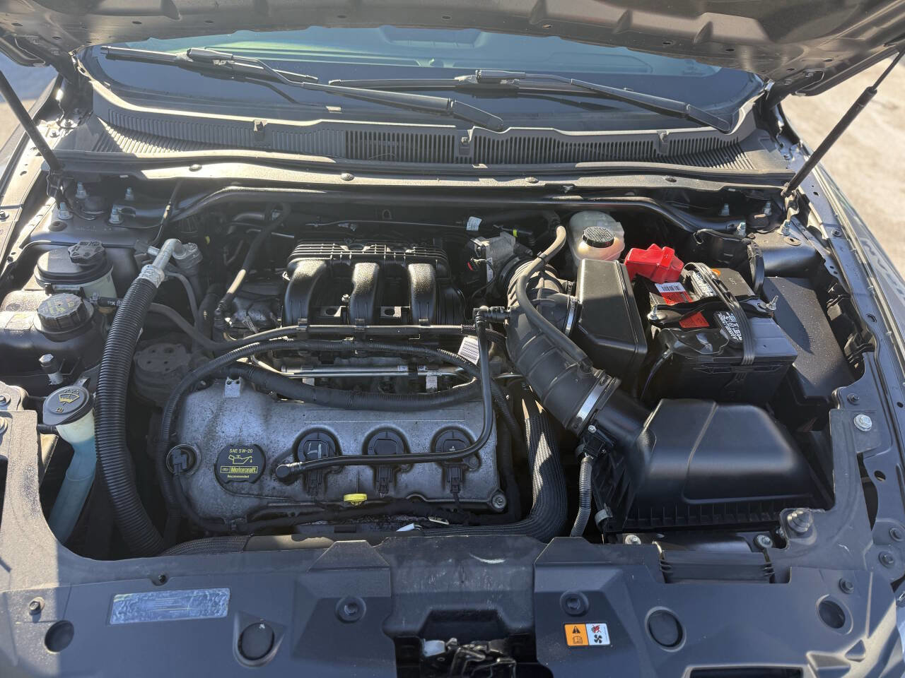 Used 2012 Ford Taurus SEL image 13