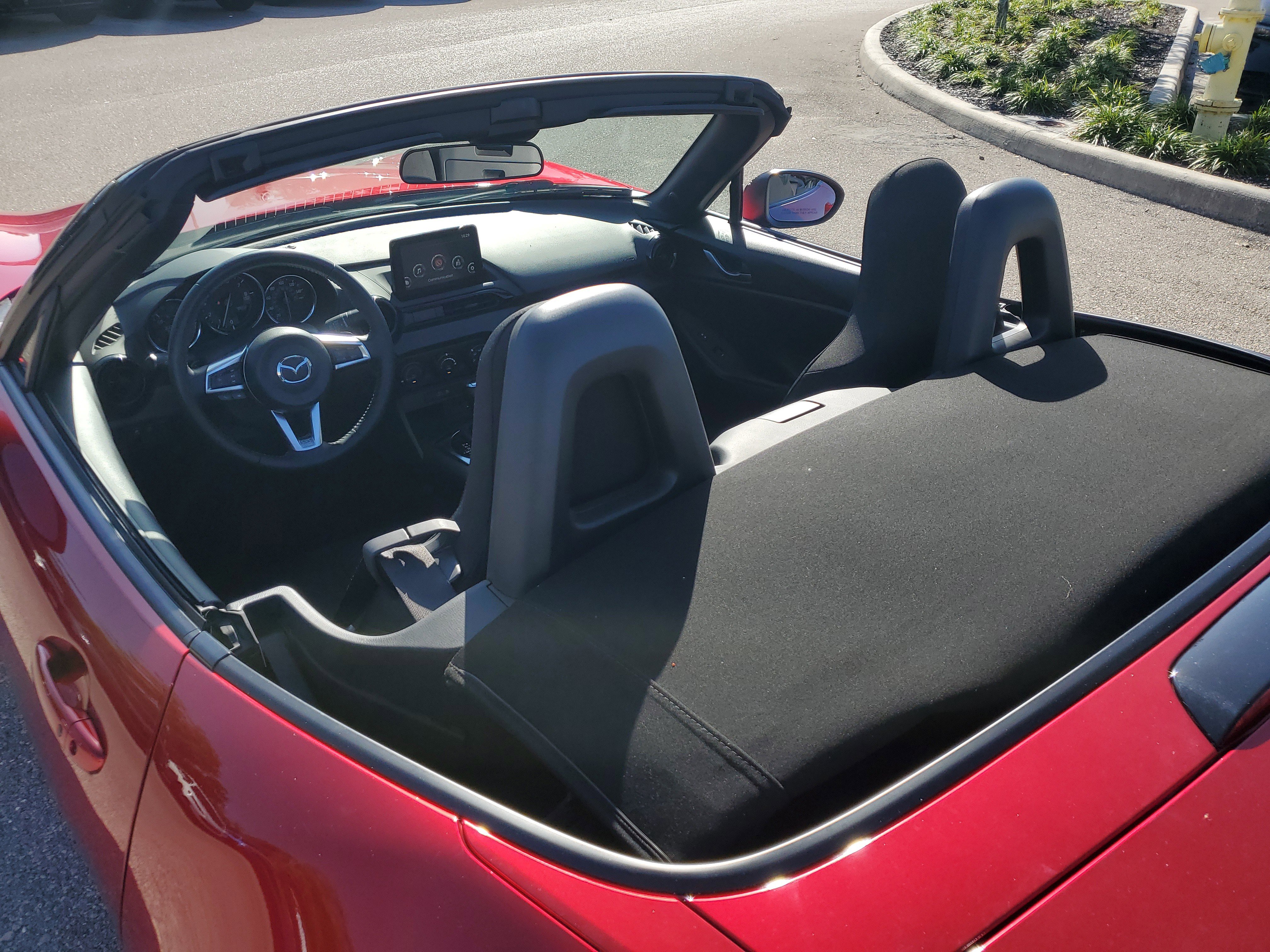 Used 2021 MAZDA MX-5 Miata Sport image 10