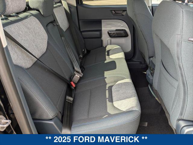 New 2025 Ford Maverick XLT w/ XLT Luxury Package image 17