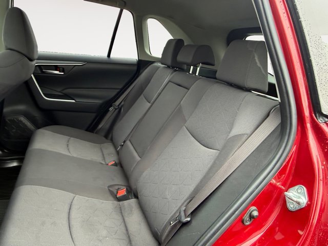 Used 2019 Toyota RAV4 XLE w/ Convenience Package image 12