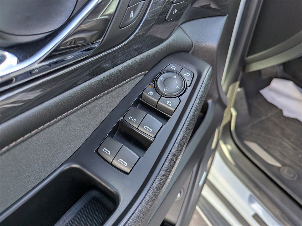 Used 2023 Chevrolet Traverse High Country w/ LPO, 'HIT The Road' Package image 11