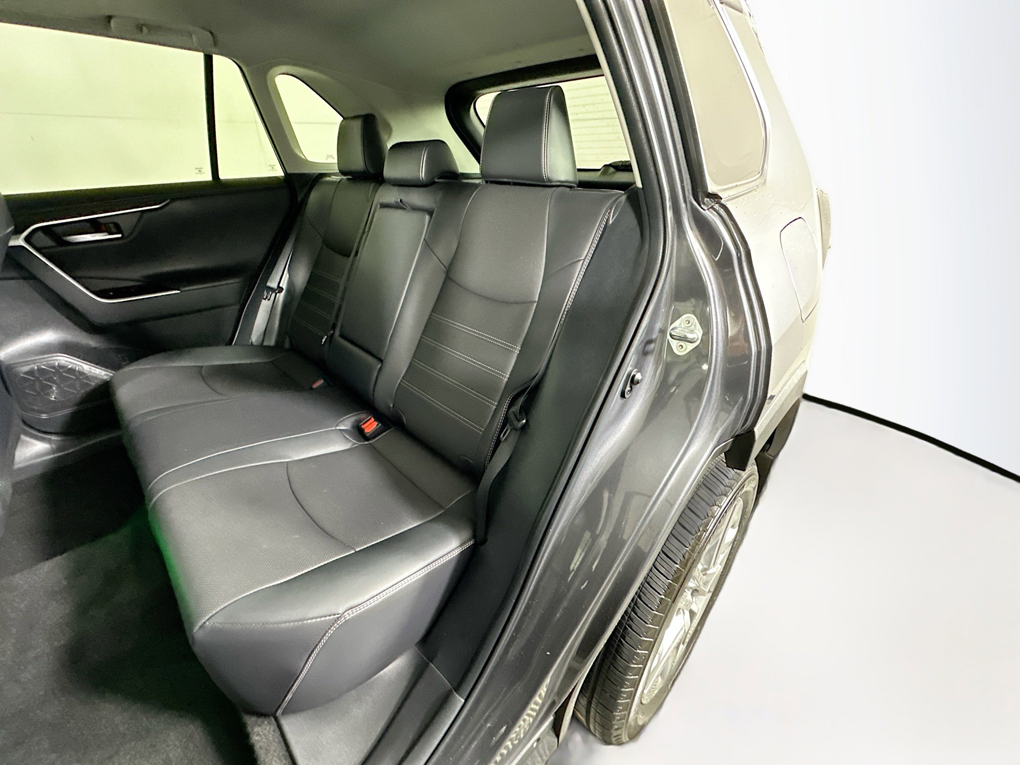 Used 2024 Toyota RAV4 Limited image 26