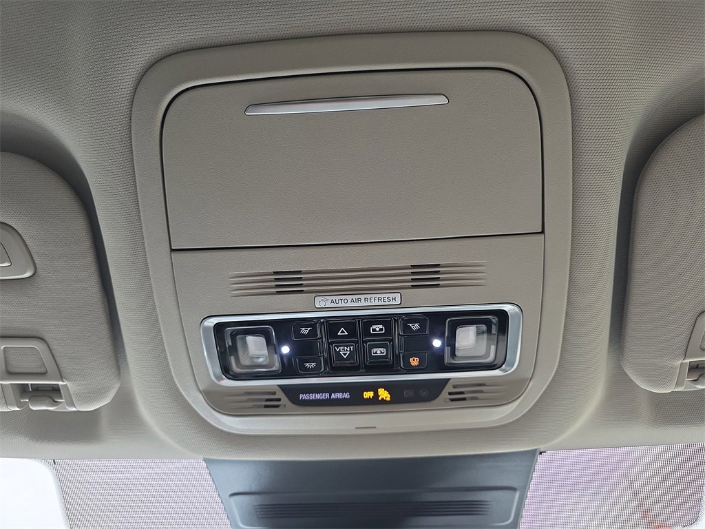 Used 2025 Lincoln Nautilus Premier w/ Equipment Group 102A image 34