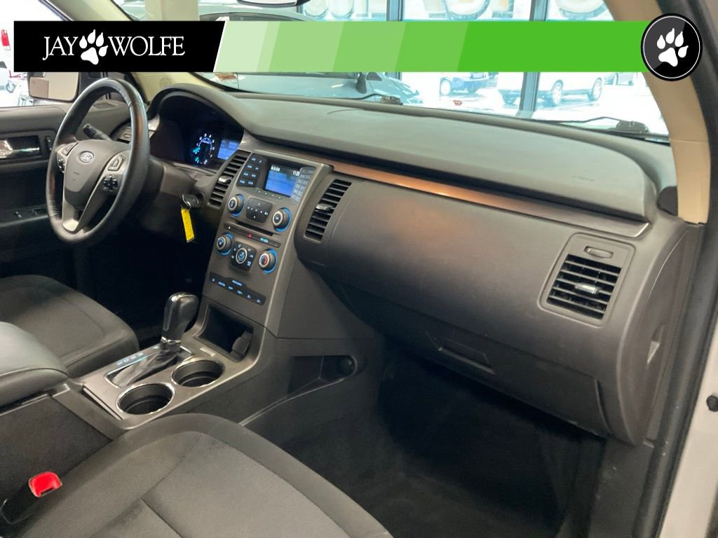 Used 2019 Ford Flex SE FWD image 17