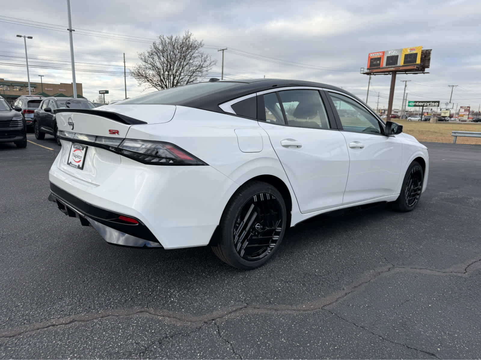 New 2026 Nissan Sentra SR w/ Floor Mat Package FWD image 8