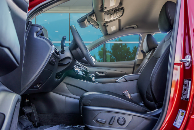 New 2026 Hyundai Tucson SEL Plus FWD image 15