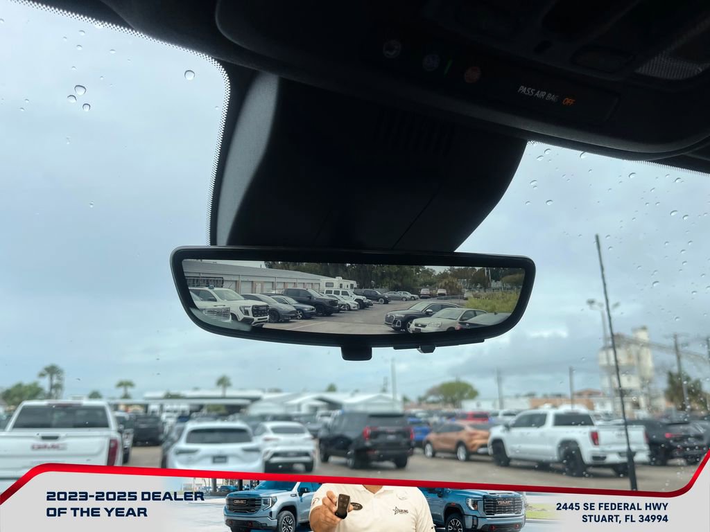 Used 2025 GMC Sierra 2500 Denali Ultimate image 33