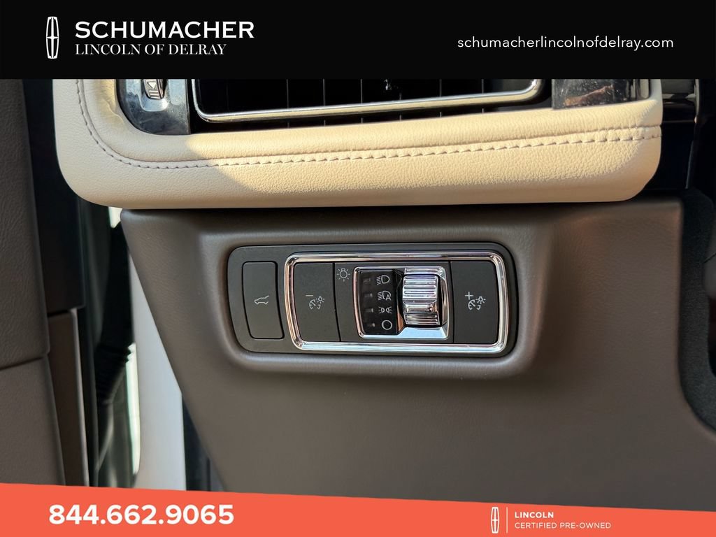 Certified 2023 Lincoln Aviator 2WD w/ Premium Package image 25