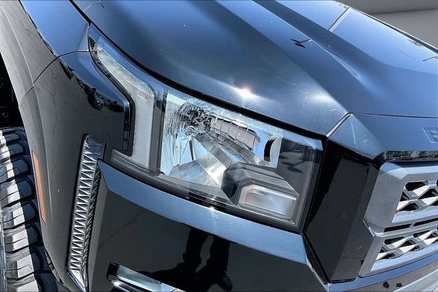 Certified 2022 Nissan Frontier SV RWD image 31