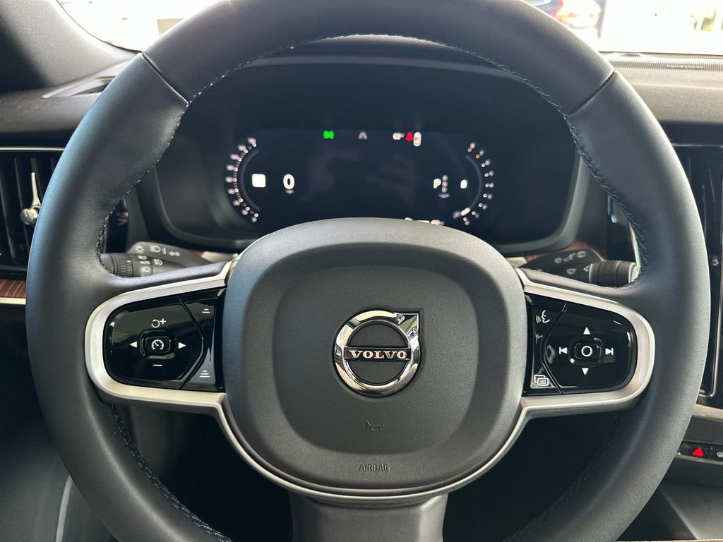 New 2026 Volvo V60 B5 Cross Country Plus w/ Climate Package image 23